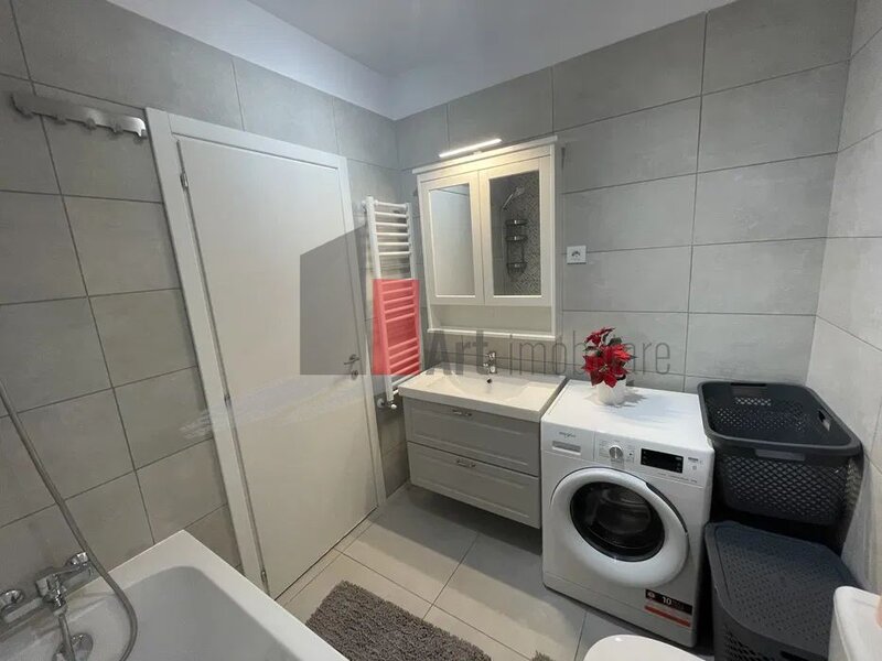 Giulesti, Aqua City, inchiriere apartament 2 camere si loc parcare.